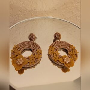 Elegant Beaded Floral Earrings in Tan and Gold